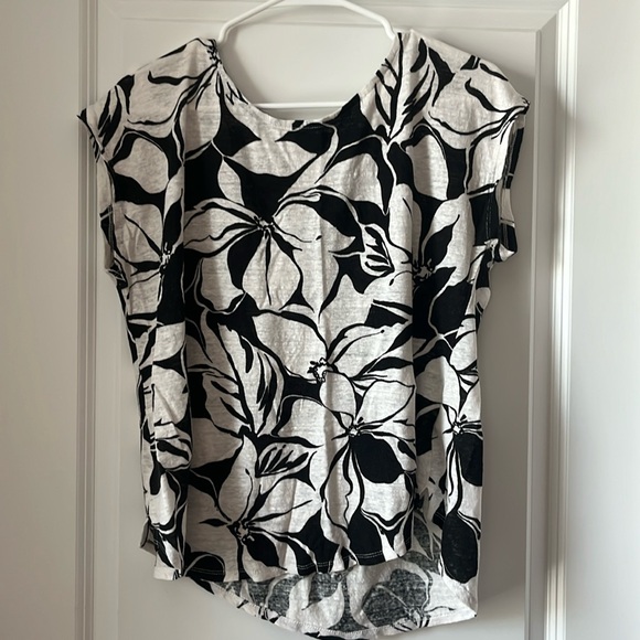 Floral Print Blouse - Picture 1 of 1